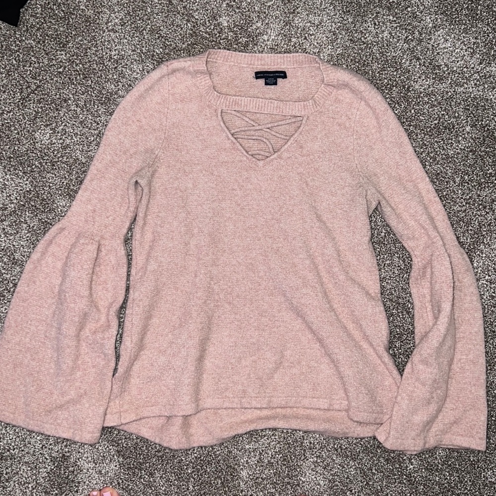 Bell sleeve top